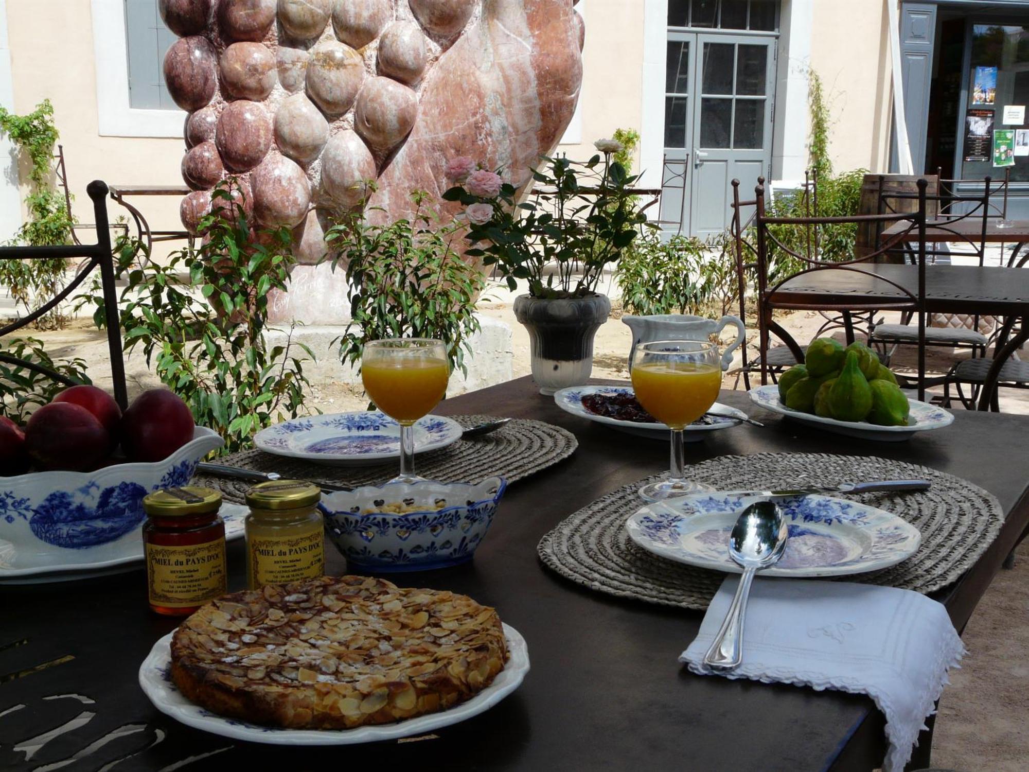 Logis - Restaurant La Marbrerie Hotel Caunes-Minervois