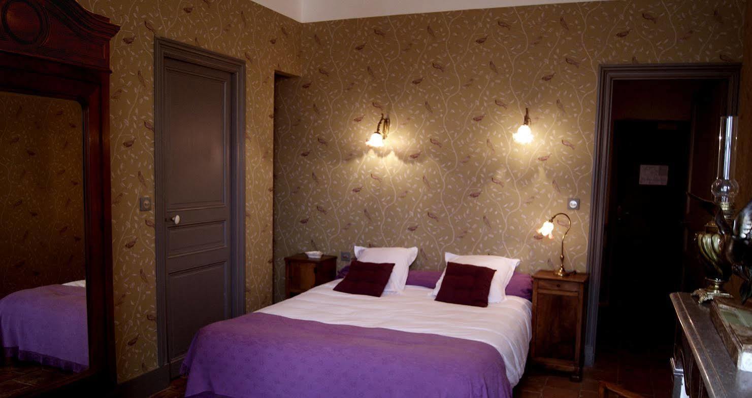 Hotel Logis - Restaurant La Marbrerie 3*